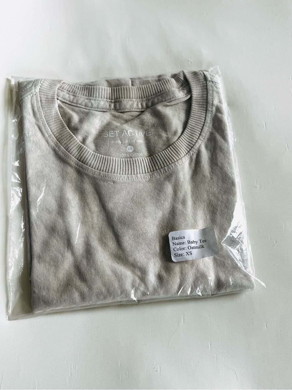 SET Active Crewneck Baby Tee in Oatmilk Taupe Beige Cropped T-shirt NEW - Picture 3 of 3